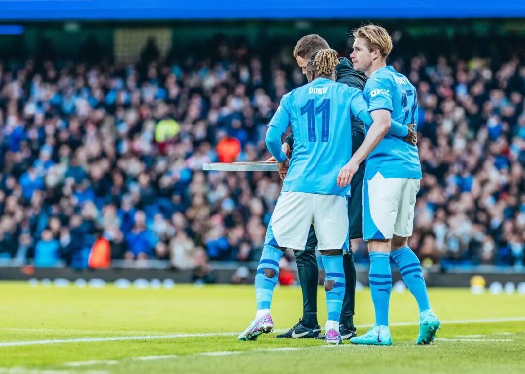 官方：大阪樱花与主帅帕帕斯续约至26／27赛季结束