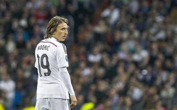 天空体育：利雅得胜利尝试签下B费失败