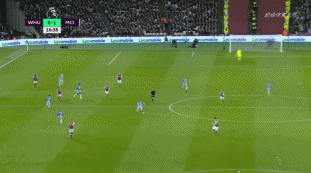 曼联旧将罗西：弗格森严肃中带着亲切体贴，待人就像父亲一样