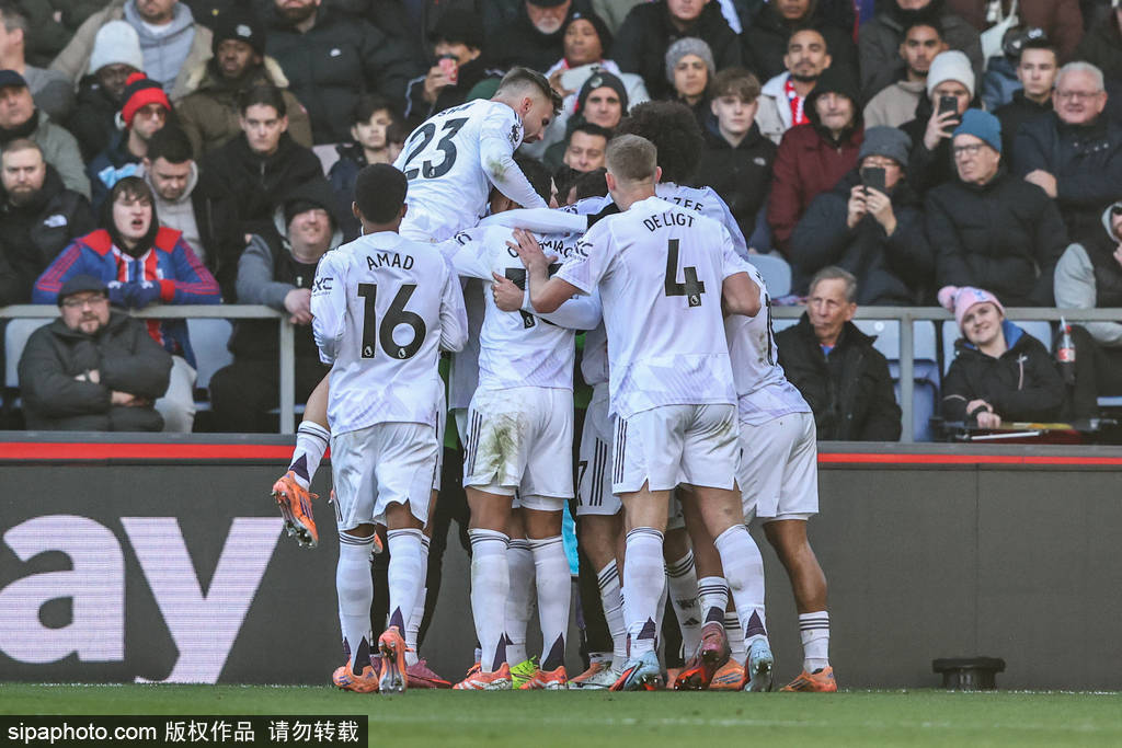 美记：快船与弗兰克谈续约还为时过早，但快船暂不会重大调整